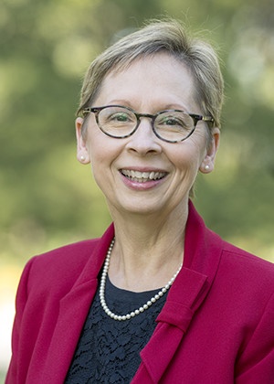 Dr. Karen Kennemur